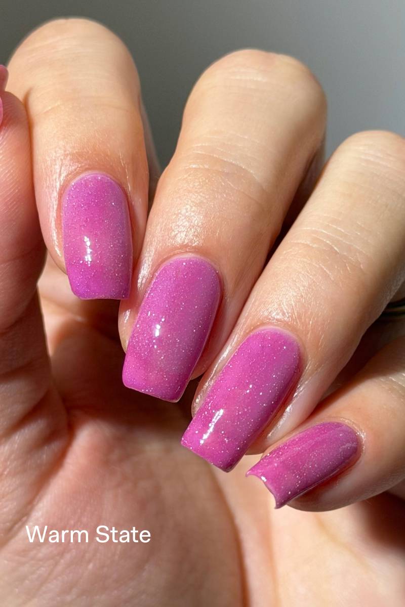 Purple Taupe to Orchid Pink Thermal Mood Color-Changing Nail