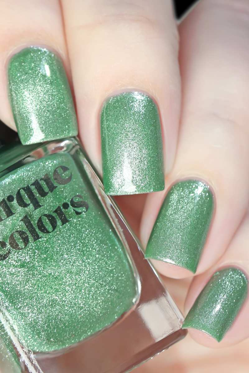 Best selling magnetic nail polish set - Cirque Colors Aura