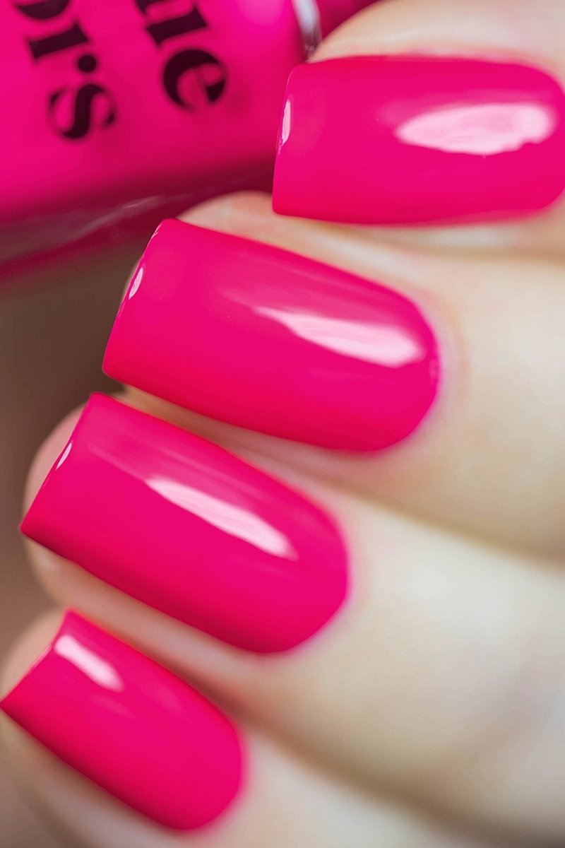 Neon UV Black Light Reactive Fuschia Pink Crème Nail Polish