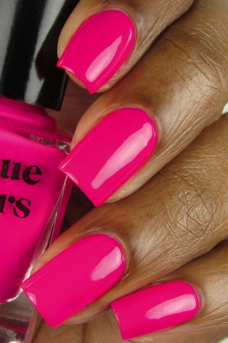 Neon UV Black Light Reactive Fuschia Pink Crème Nail Polish