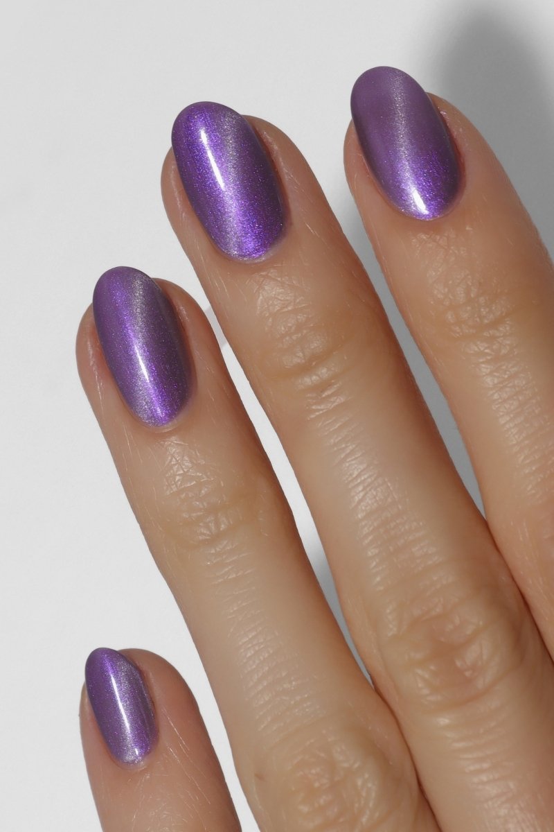 Violet Purple Magnetic Cat-Eye Nail Polish - Cirque Colors Under